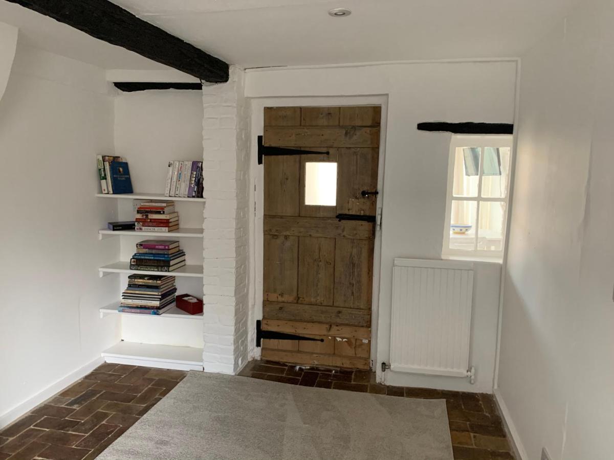 Bell Cottage Mildenhall Buitenkant foto